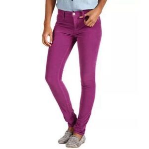 Hudson Women's Size 26 Skinny corduroy pant in plum